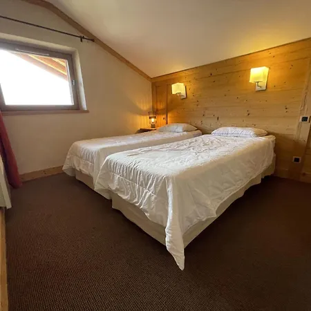 Apt In Northern Alps With Mountain View Les Deux Alpes
